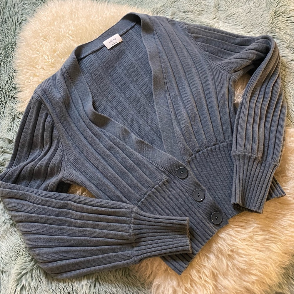 aritzia wilfred ‘thais’ plunge front cardigan (2021)